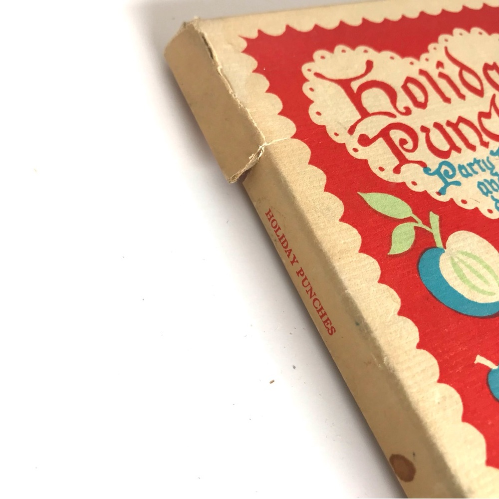 Vintage Holiday Drink Books (2) - Picture 15 of 16